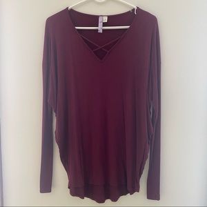 Francesca’s Alya Women’s Burgandy Criss Cross Top Size Medium